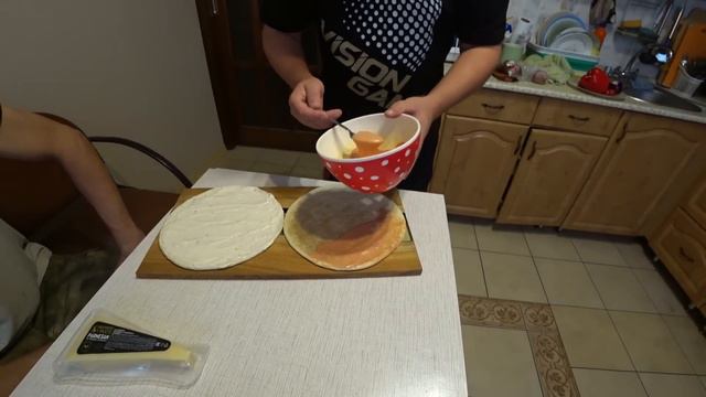 СХОДИЛИ НА РЫБАЛКУ / НАКОРМИЛ АНДРЮХУ смотреть онлайн