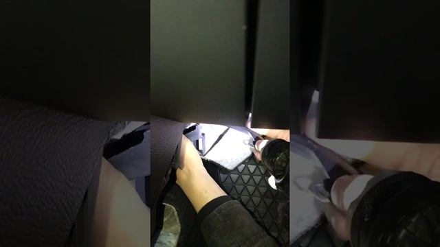 Чиска отопителя (осушителя кондиционера) от неприятного запаха Пассат Б6 смотреть онлайн