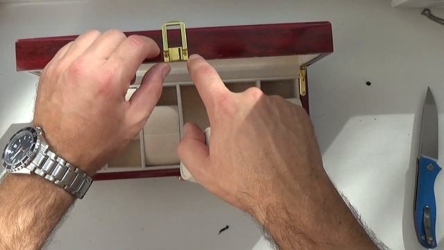 Шкатулка для часов смотреть онлайн