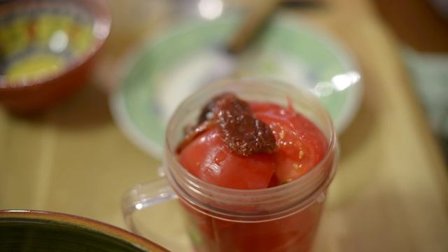 Сыроедческие Спагетти с Томатным Соусом смотреть онлайн