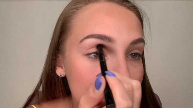 Макияж Цветные Стрелки // Техника Cut Crease смотреть онлайн