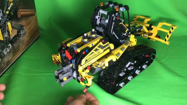 LEGO Technic Tracked Loader/Dumper Set Review смотреть онлайн