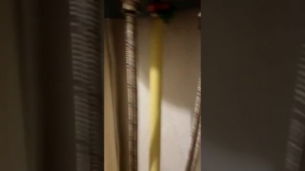 слив воды с водонагреватель Термекс