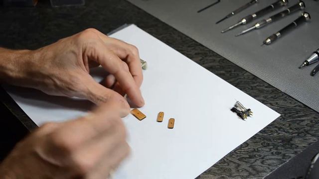 Removing/Installing Audio MusiKraft Wood Inserts On Your «Tunable» Phono Cartridge смотреть онлайн