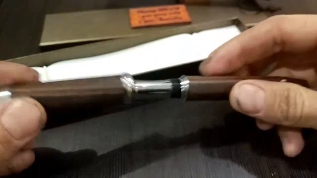 Перьевая ручка из палисандра Сантоса на подарок БОССУ смотреть онлайн