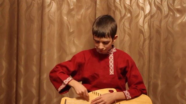 На Волге-матушке Кирилл Богомилов  крыловидные гусли