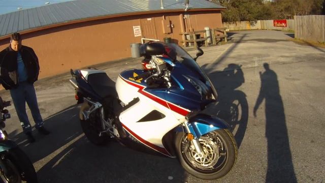 2008 VFR Interceptor Walk around смотреть онлайн