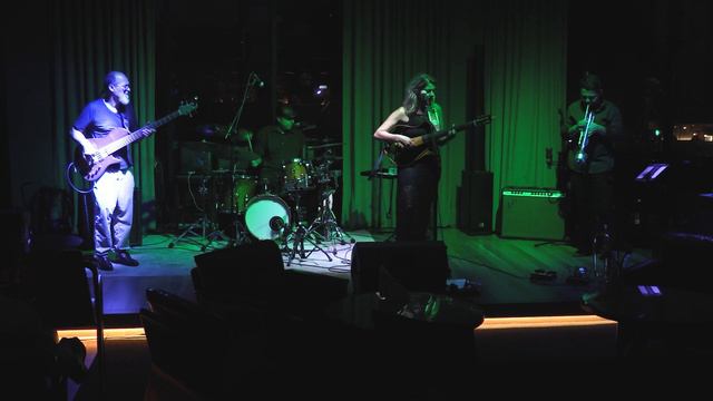 A paz (Releitura de Luiza Balsini) смотреть онлайн