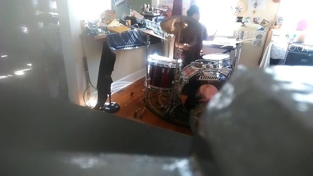 Death Grips - On GP drum Habba and improv смотреть онлайн