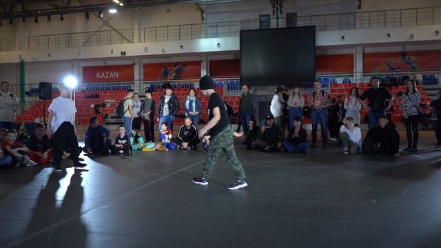 White vs Niyaz | b boy 1x1 (10-12 лет) | ТОП 32 | Чемпионат и Первенство РТ 2023 смотреть онлайн