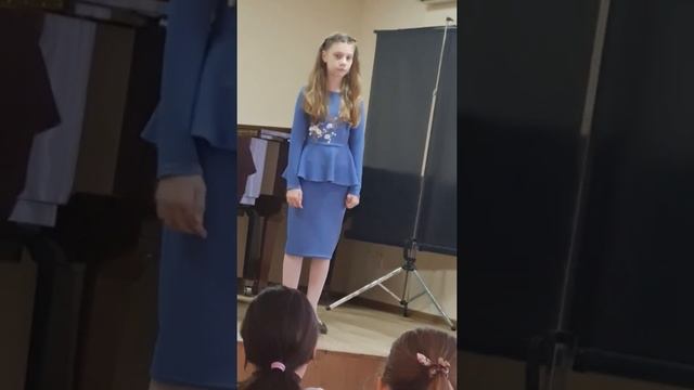 Академический экзамен за третий класс. ДШИ Тамань. Вокальное отделение. Птушко Арина. смотреть онлайн