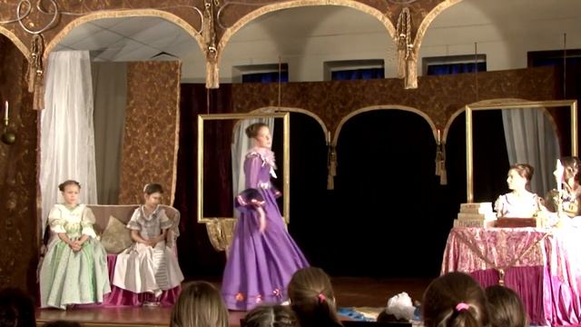 Сцена из спектакля " И снился сон ей..",режиссера Ольги Баландиной. смотреть онлайн