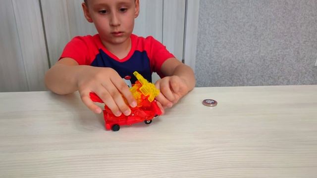 Распаковка и первые впечатления от Диких СКРИЧЕРОВ! Машинки-трансформеры в деле!|| Машинки скричеры смотреть онлайн