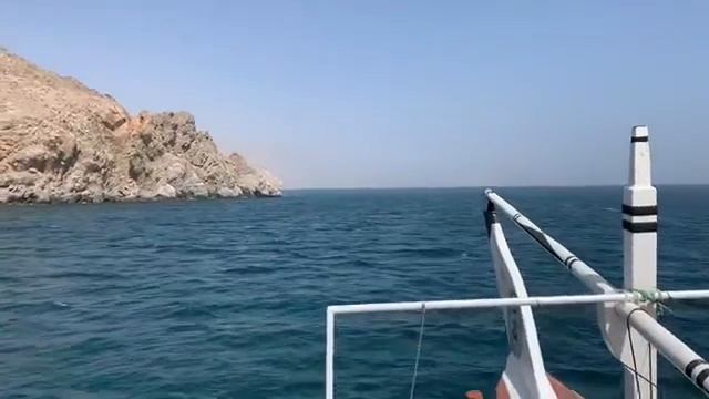 МОРСКАЯ ПРОГУЛКА В ОМАН. ЭКСКУРСИЯ ИЗ ОАЭ. ФУДЖЕЙРА. БУХТА ОДИНОКОГО БЕДУИНА. МУСАНДАМ. ОАЭ 2020 смотреть онлайн