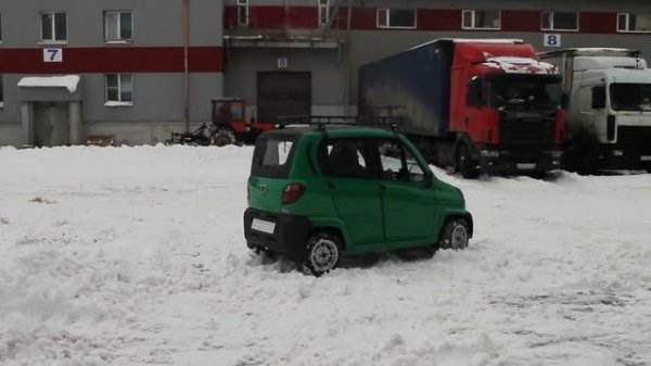 Первый BAJAJ QUTE теперь в России