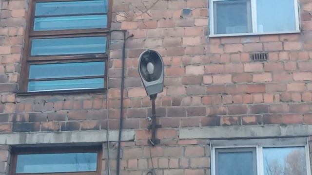 Старые уличные светильники ORZ 7-2 С лампой ДРЛ и СПО-200 С разбитой лампой ДРЛ. смотреть онлайн