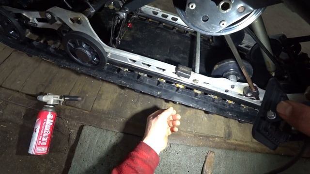 Снегоходы Ski-doo ремонт замена упора торсиона ... смотреть онлайн