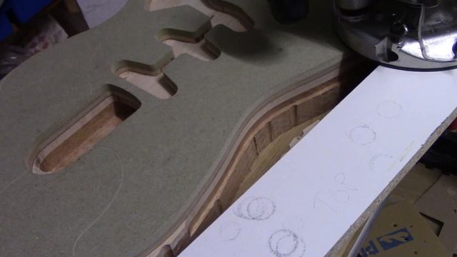 Chambered Strat Build Maple/Mahogany/Cherry смотреть онлайн