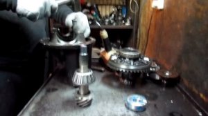 Toyota Land Cruiser.Крузак Сотка ремонт переднего редуктора. Советуем посмотреть