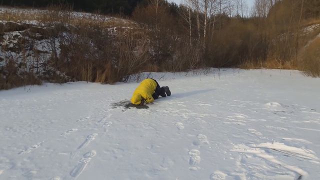 WhiteRiverUfa. Зимняя рыбалка. Ловля на мормышку, балансиры и жерлицы смотреть онлайн