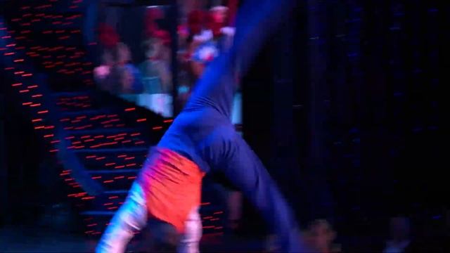 Extrait du French Cancan au Moulin Rouge, Féerie 2021 смотреть онлайн