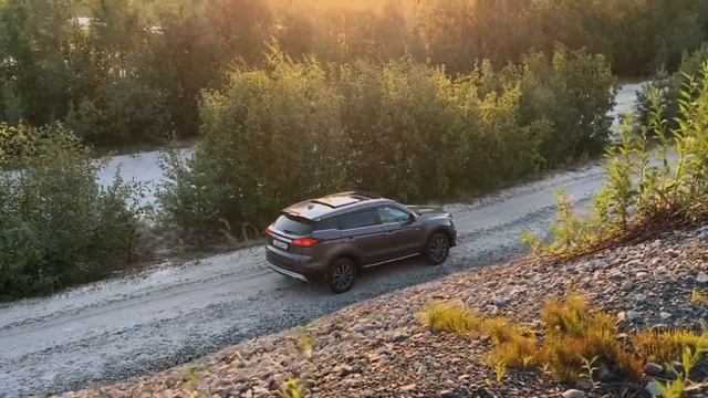 Geely Atlas Pro смотреть онлайн