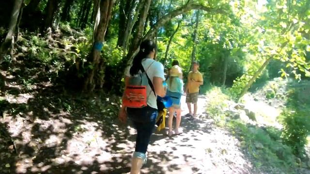 Палаточный лагерь в Крыму смотреть онлайн