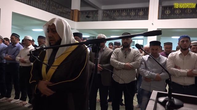 Ночной намаз с Шейхом Маъмун Шаъбан Халил ар-Рави смотреть онлайн