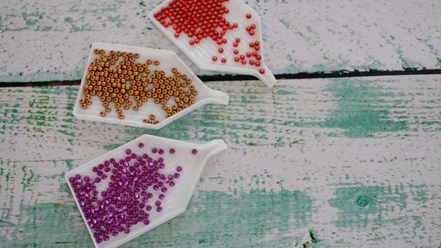 Бісер Чехія розмір 6 смотреть онлайн