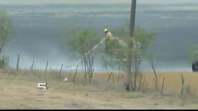 Authorities Continue to Monitor Mercedes Fire смотреть онлайн