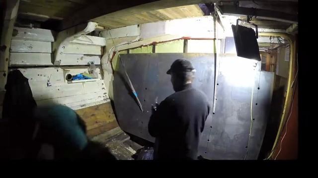 Капитальный ремонт фрегата «Штандарт»: монтаж новой переборки смотреть онлайн