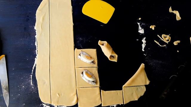 26 Пирожки с килькой