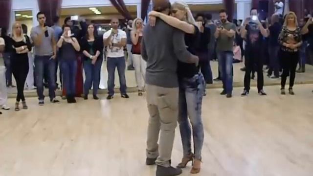 Kizomba Albir & Sara. Mika Mendes - Magico смотреть онлайн