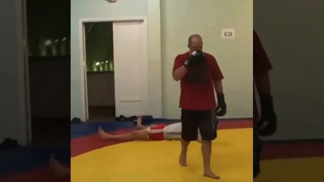 Спаринг Федора Емельяненко и нынешнего бойца ufc, представителя клуба ахмат Максима Гришина. смотреть онлайн