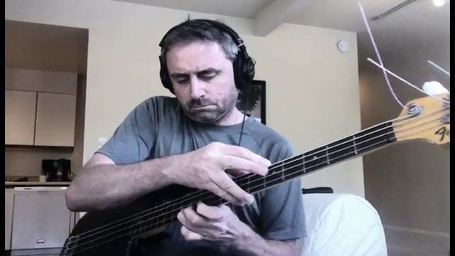 P-bass смотреть онлайн