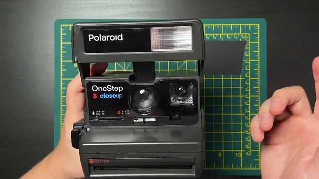 How to Use the Polaroid OneStep Closeup Vintage Film Camera смотреть онлайн