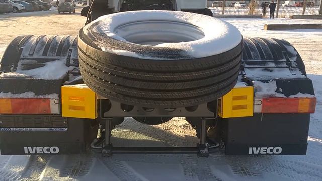 Iveco Starlis обзор, часть 1 смотреть онлайн
