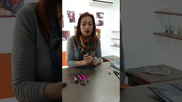 Базовые кисти для макияжа лица смотреть онлайн