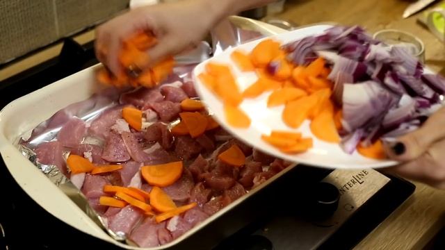 Картошка с мясом в духовке. готовим на выходных с детьми смотреть онлайн