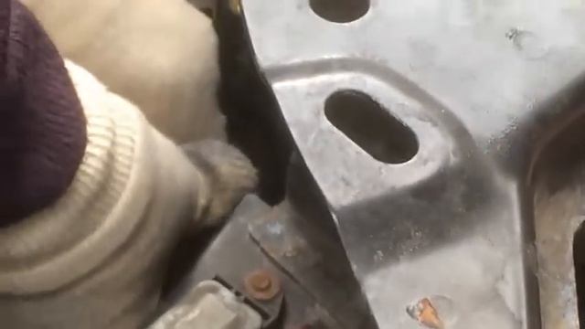 XC90 2005 HID D2R DipBeam Lamp Replacement