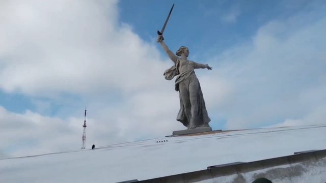 Волгоград!#РодинаМать .Гастроли Веры Каяцкой с Оркестром ВМФ смотреть онлайн