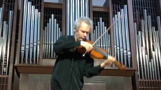 Бах - Сюита N. 4 ми-бемоль мажор - Gigue. Исп. Александр Тростянский. смотреть онлайн