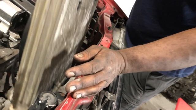 Radiator and A/C Condensor Mount Fabrication: AE82 Corolla FX16 K24 Swap Part 8 смотреть онлайн
