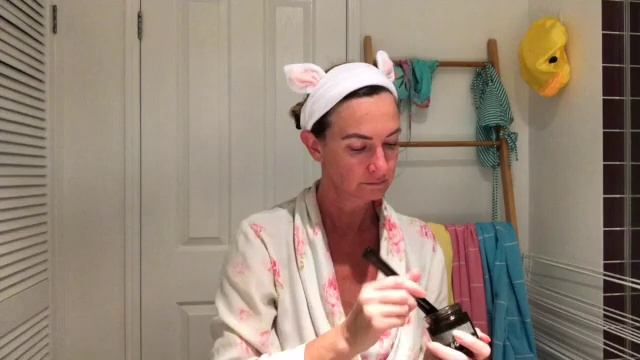 British Rose Plumping Mask - The Body Shop - Beauty with Fifi Deveau смотреть онлайн