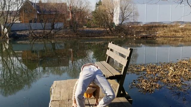 HOW TO WORKOUT AND GYMNASTICS ON ANY PLACE - КАК ПОДДЕРЖИВАТЬ ФОРМУ БЕЗ СПОРТЗАЛА смотреть онлайн