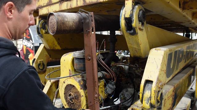 Can Oil Additive FIX This WATER FILLED Antique Scissor Lift Engine? смотреть онлайн