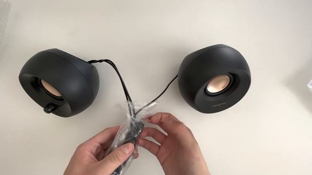 [Quiet Unboxing ?] Creative Pebble V3 Minimalistic 2.0 USB-C Desktop Speakers ? смотреть онлайн