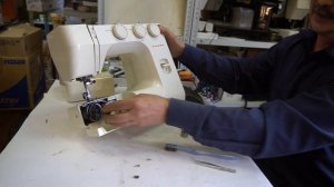 Что делать если швейную машинку заклинило?