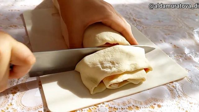 Ерекше ПИРОГ! қатпарлы қамырдан оңай жасалады! ерекше тағам