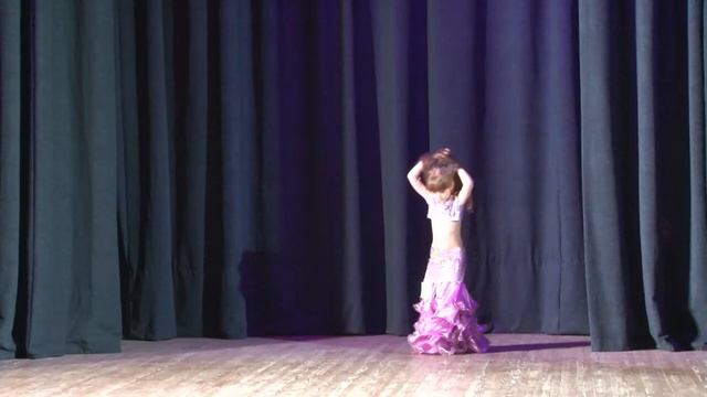 Мисс Belly Dance 2017. Первое место. Усеинова Адиле. Восточная красавица. смотреть онлайн